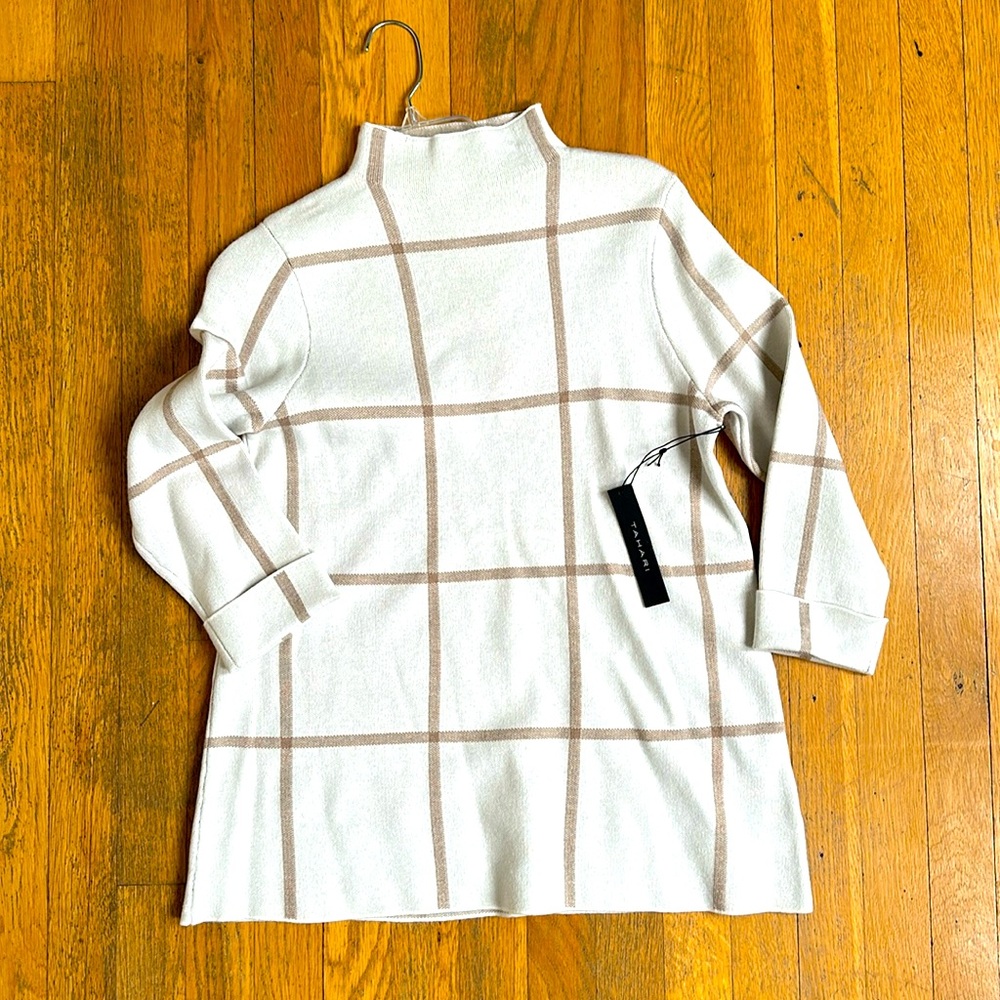 NWT Tahari cream/tan sweater